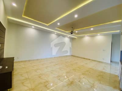 1 Kanal Brand New Upper Portion With Gas