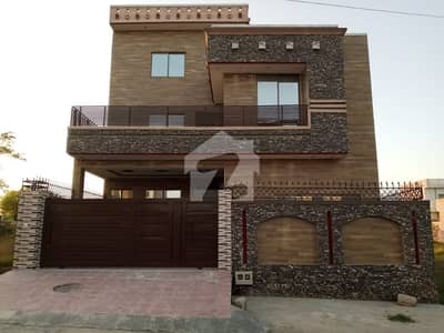 ای ۔ 18 اسلام آباد میں 6 کمروں کا 12 مرلہ مکان 3.1 کروڑ میں برائے فروخت۔ ای ۔ 18 اسلام آباد میں 6 کمروں کا 12 مرلہ مکان 3.1 کروڑ میں برائے فروخت۔