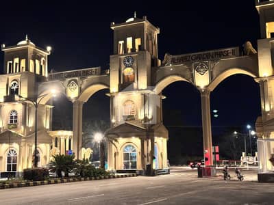 الحفیظ گارڈن - فیز 2 مین کینال بینک روڈ,لاہور میں 3 مرلہ رہائشی پلاٹ 65.0 لاکھ میں برائے فروخت۔ الحفیظ گارڈن - فیز 2 مین کینال بینک روڈ,لاہور میں 3 مرلہ رہائشی پلاٹ 65.0 لاکھ میں برائے فروخت۔