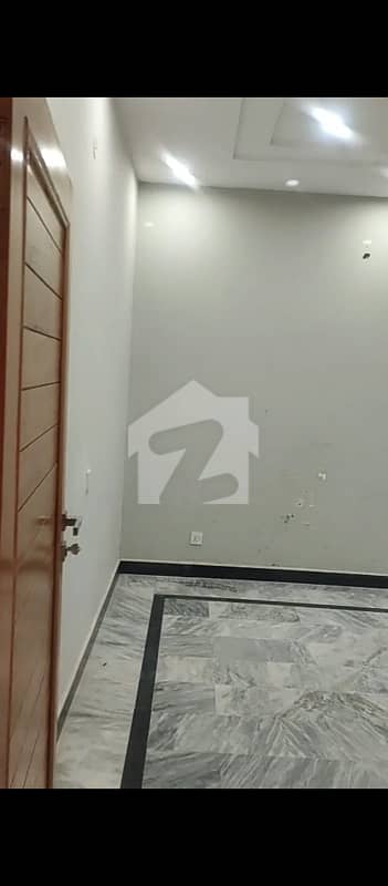 MPCHS MULTIGARDEN B 17 ISLAMABAD Block D 14 Marla Lower Portions For Rent
