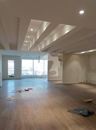 1650 Sqfts Office Available For Rent