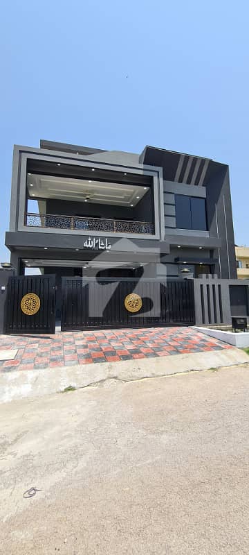 ای ۔ 18 اسلام آباد میں 6 کمروں کا 12 مرلہ مکان 4.2 کروڑ میں برائے فروخت۔