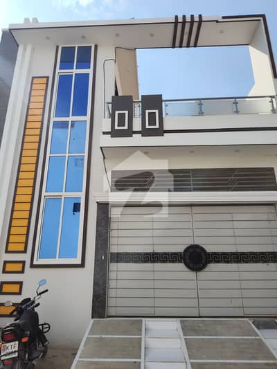 120 Sq Yard House 4 Sale (3 Bedrooms + 1 Drawing + 1 Dining Room + 1 Kitchen)
