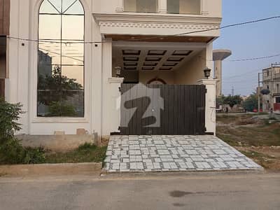A Stunning Prime Location House Is Up For Grabs In Oasis Orchard Faisalabad