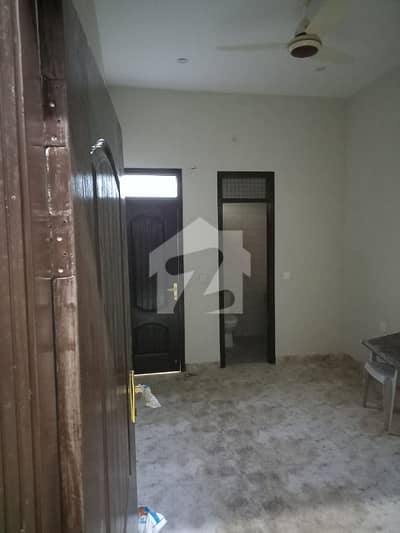 LIKE NEW 100 YARD BUNGALOW GROUND PORTION AVAILABLE FOR RENT PHASE 7