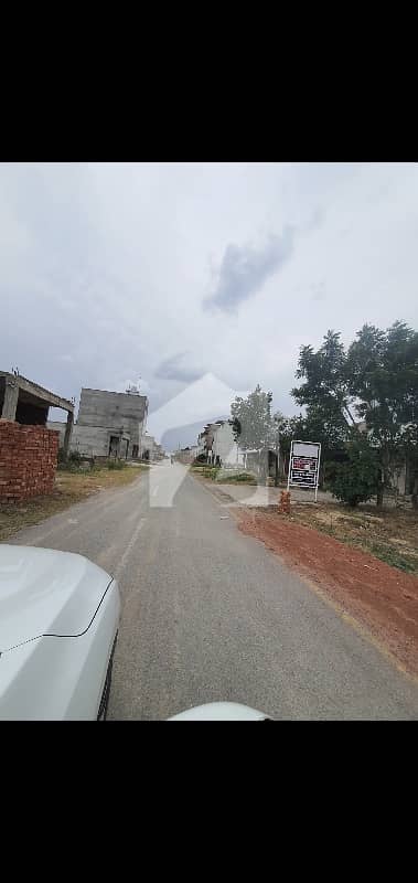 3 Marla Commercial Plot Available For Sale