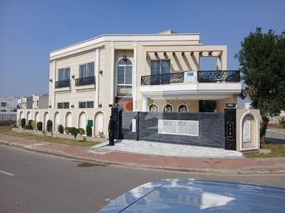14 MARLA CORNER BRAND NEW LAVISH HOUSE AVAILABLE NEAR PARK AND MOSQUE, MARKET IN SOUTHERN BLOCK PHASE 1 BAHRIA ORCHARD LAHORE