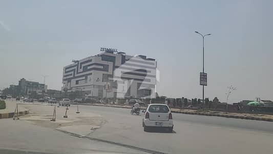 Ultra Luxury Apartment ready to move on 50% down payment. Located at Zeta 1, Right Infront of Giga Mall main GT Road. Dem 3.68 Cr.