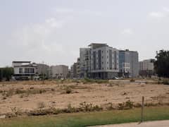 SPECIALIST In Peninsula Commercial 100 Yards PLOT Available On 60 Feet Wide Road PARKING Facing