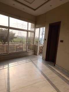 15 Marla Corner Portion Available For Rent