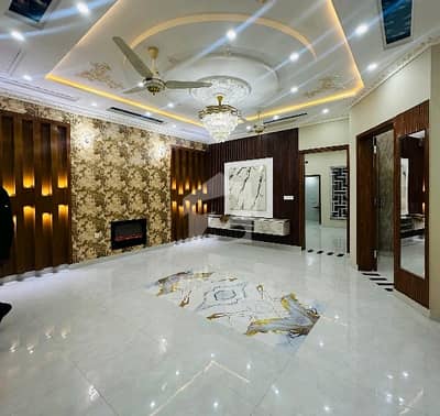 Highly-coveted 10 Marla House Is Available In Johar Town For sale