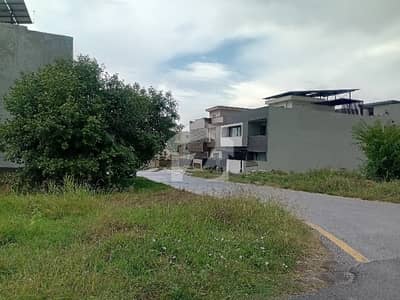 60X90 D-12/2 MARGALLA FACING BACK OPEN PLOT NO 140 SERIES