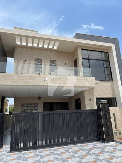 Bahria Enclave Sector C2 10Marla House For Sale