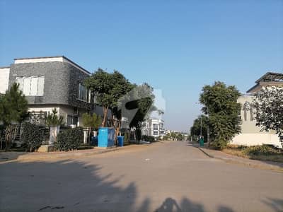 ٹاپ سٹی 1 - بلاک جی ٹاپ سٹی 1,اسلام آباد میں 5 مرلہ رہائشی پلاٹ 65.0 لاکھ میں برائے فروخت۔