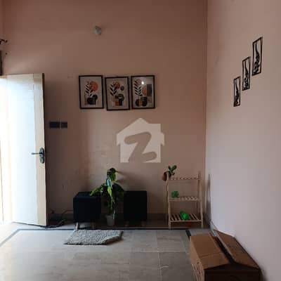 150 yrds 2BED DD second floor