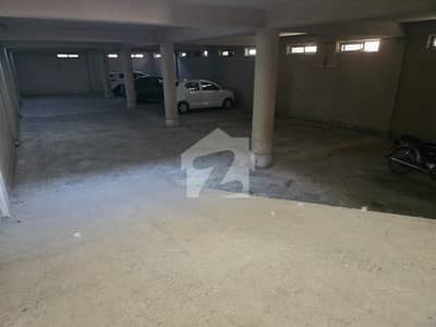 Commercial 3400 Square Foot Hall For Prime Location