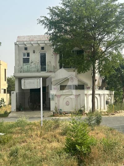 SLIGHTLY USED HOUSE IN VERY CHAOTIC CONDITION DHA 9 TOWN