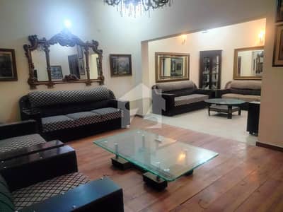 Fully Furnished House Available For Short-Long Term!! Nearby Airport.