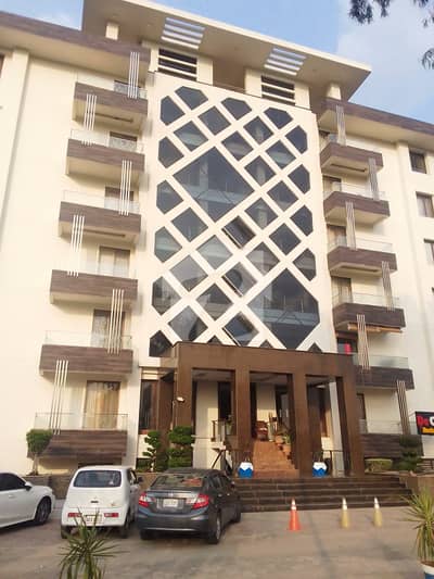 Fully Furnished Luxury Apartment Available For Short Rental