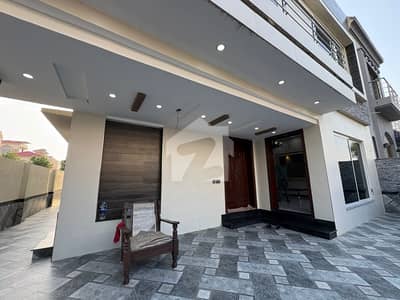 10 MARLA BEAUTIFUL HOUSE FOR SALE BAHRIA ORCHARD LAHORE