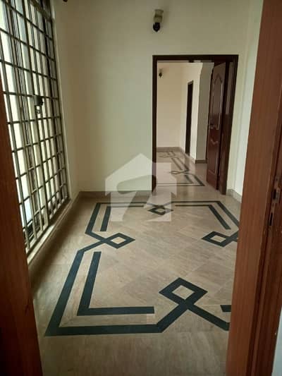 1 kannal upper portion for rent