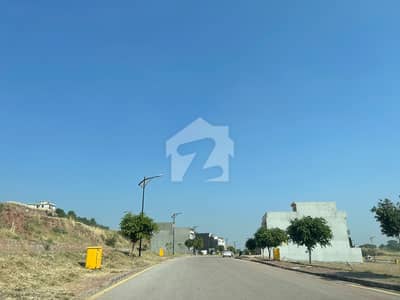 بحریہ انکلیو - سیکٹر ایف1 بحریہ انکلیو,بحریہ ٹاؤن,اسلام آباد میں 8 مرلہ رہائشی پلاٹ 1.2 کروڑ میں برائے فروخت۔