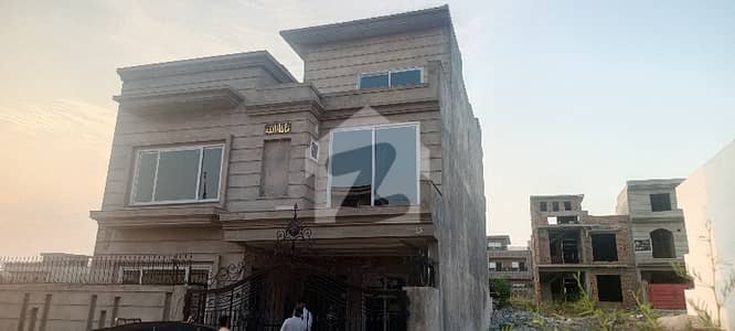 سوان گارڈن اسلام آباد میں 2 کمروں کا 4 مرلہ فلیٹ 55.0 لاکھ میں برائے فروخت۔