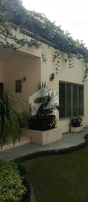 20 Marla 4 Bed House Is Available On Falcon Complex Tufail Road Lahore Cantt