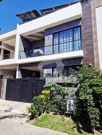 Luxury 5 Marla House For Sale In Park View City Lahore A+ Construction | Like Brand New