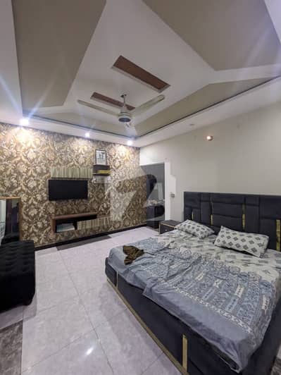 8 MARLA UPPER PORTION FOR RENT IN MILITARY ACCOUNT MAIN COLLEGE ROAD LHR