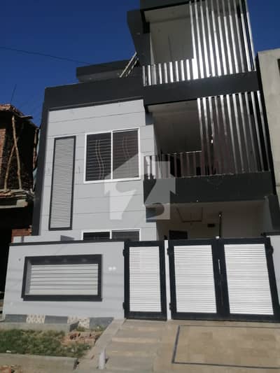 5 Marla Triple-Storey 7 bedroom House Available for Sale