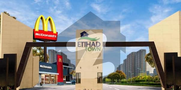 5.33 MARLA OVAL COMMERCIAL PLOT FOR SALE DOWN TOWN