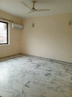 30*50 Cda Transfer Top Location Big Street Latest Renovated House Available In G-9/4 30*50 Cda Transfer Top Location Big Street Latest Renovated House Available In G-9/4