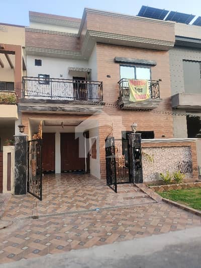 Beautiful House Available For Sale Double Storey Brand New