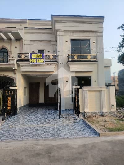Double Story 5 Marla Beautiful House Available For Sale