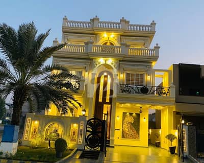 10 Marla Luxury Villa main Bullevard House available for Sale in Citi housing Gujranwala