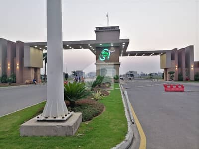 رائل پام سٹی ۔ بلاک ایف رئیل پام سٹی,ایمن آباد موڑ,گوجرانوالہ میں 5 مرلہ رہائشی پلاٹ 66.5 لاکھ میں برائے فروخت۔