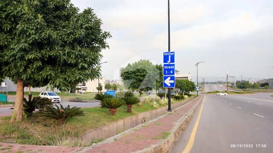 SOLID LAND AREA BACK OPEN IDEAL PRICE NEAR TO HEAD OFFICE MARKET BEST RATE
