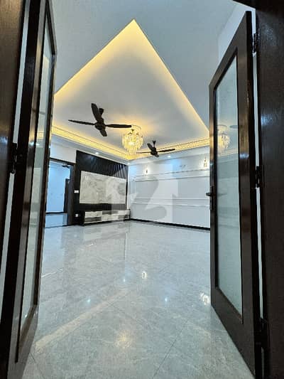 Semi Furnished 10 Marla Brand New House For Rent Hussain Block Bahria Town Lahore