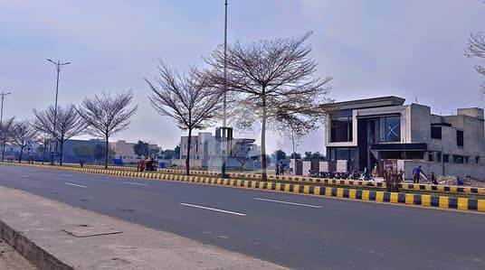 10 Marla Plot Available in Phase 7 Block Q in Numbering 392/16