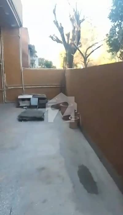 آئی ۔ 8 اسلام آباد میں 5 کمروں کا 12 مرلہ مکان 12.5 کروڑ میں برائے فروخت۔
