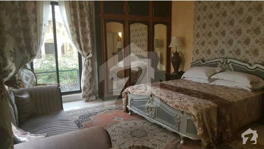 4 Lac Rent Corner S H O P In Blue Area Flat
