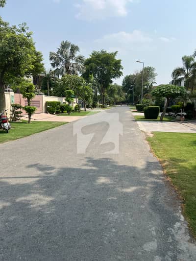 ڈی ایچ اے فیز 6 - بلاک ایل فیز 6,ڈیفنس (ڈی ایچ اے),لاہور میں 4 کنال رہائشی پلاٹ 35.0 کروڑ میں برائے فروخت۔ ڈی ایچ اے فیز 6 - بلاک ایل فیز 6,ڈیفنس (ڈی ایچ اے),لاہور میں 4 کنال رہائشی پلاٹ 35.0 کروڑ میں برائے فروخت۔