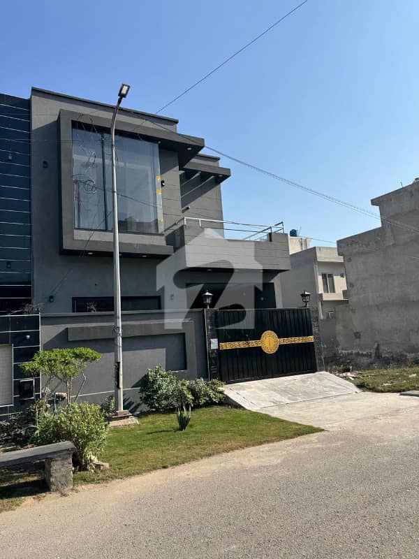5 Marla Luxury House For Sale | Khayaban E Amin 5 Marla Luxury House For Sale | Khayaban E Amin