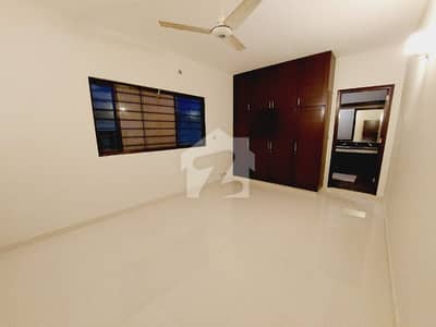 Fully Renovated Single Storey Bungalow 4 Master Size Bedrooms Lush Beautiful Green Garden Huge Parking Posh Vicinity