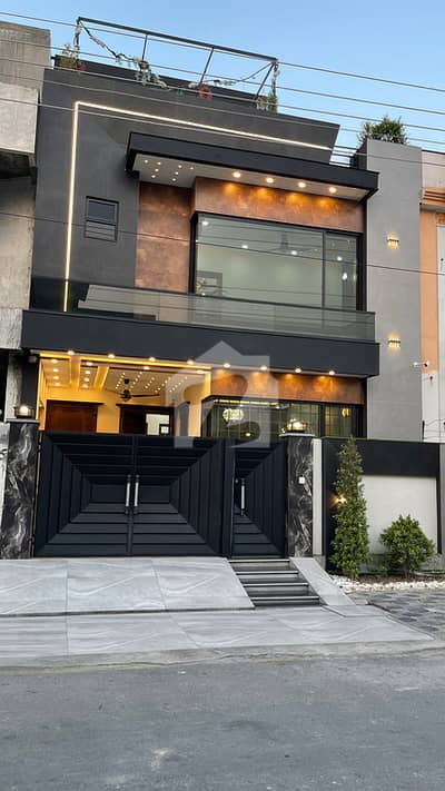5 Marla Ultra Modern Luxury House For Sale