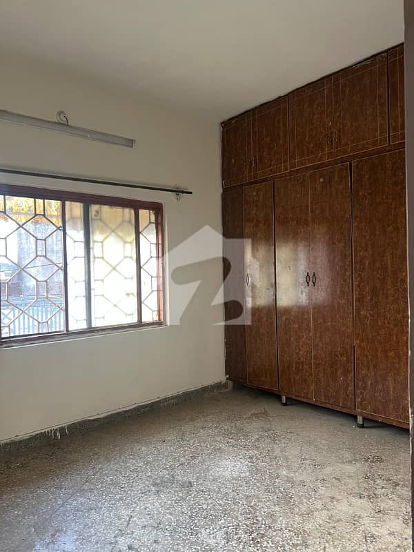 Beautiful Poshn For Small Family All Facility Beautiful Poshn For Small Family All Facility