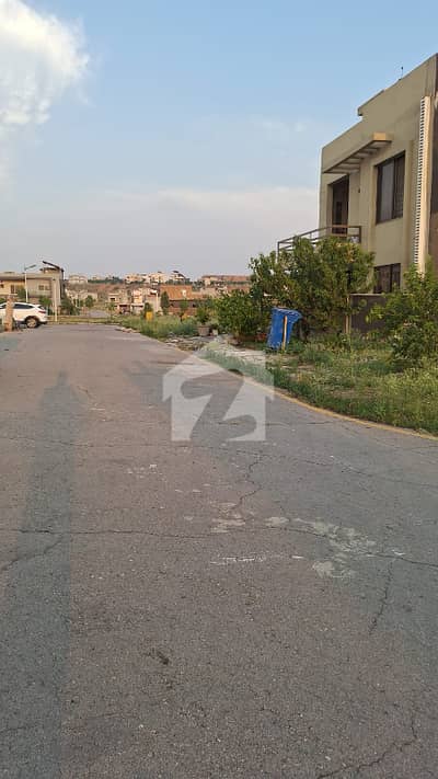 5 Marla Plot For Sale In Rose Garden Zone 1, Bahria Town Phase 8 40 Lakh