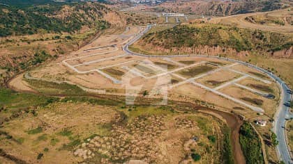PLOT 8 B, ST 112, HEIGHT, FRONT OPEN (60'), VALLEY VIEW, 2.4 MARLA EXTRA LAND PAID