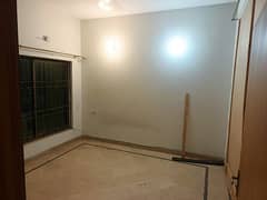 10 marla upper portion for rent in punjab cooperative housing society.
